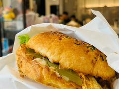 -必胜客(安盛金马店)