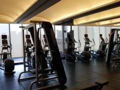 -广州天河希尔顿酒店