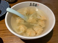 龙宫宴鱼籽虾肉小馄炖-鑫震源·苏式大虾生煎(山塘街店)