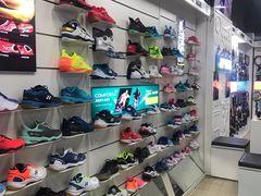 -YONEX苗江运动城(源深店)