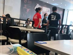 大堂-康师傅私房牛肉面(马泉营奥莱店)