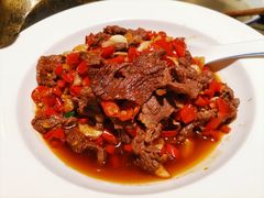 -老湖南民间菜·牛肉十八炒(花都店)