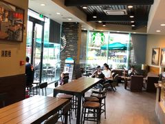 大堂-星巴克(深圳龙岗星河时代店)
