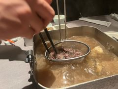 -左庭右院鲜牛肉火锅黑金店(陆家嘴中心店)