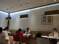 大堂-奈雪的茶(湖滨银泰in77C区PRO店)