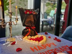 -弦月窗LUNETTE BY AMANDA(复兴路店)