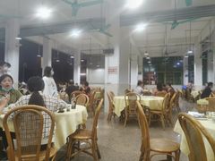 大堂-标记美食新鲜猪杂(兴南大道店)