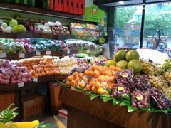 零售区-鲜丰水果(杭州庆春银泰店)
