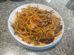 -老酒馆熏酱东北菜·海鲜烧烤大排档(世纪公园直营店)