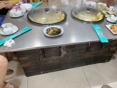 -屯老二农家铁锅炖·行业领军者(梅江店)