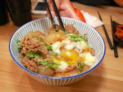 秘制牛丼饭-花间小酌火锅小酒馆(吕四店)