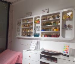 -丽心自助美甲美睫