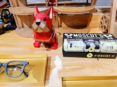 -肆兮眼镜·蔡司·徕卡战略合作店(大坪店)