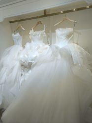 -拉瑞娜LaReine婚纱礼服高级定制