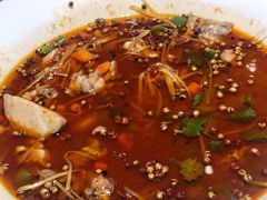 -有红鸡毛店·川菜(建设路店)