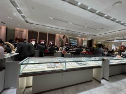 -周大福CHOW TAI FOOK(浦东八佰伴店)