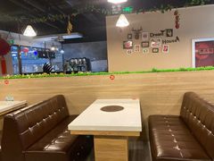 -轩于鲜旋转自助小火锅(新之城购物广场店)