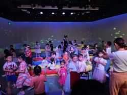 -小鸡哆哆故事屋·儿童乐园(嘉里城店)