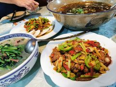 -渔公馆·川菜馆·家宴·生日宴(大地中央广场店)