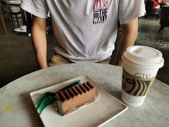 -星巴克臻选(湛江鼎盛广场店)