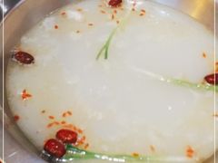 -谭鸭血老火锅(七宝万科广场店)