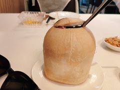 椰子水-新加坡海鲜共和(名胜世界圣淘沙海滨坊)