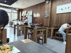 -云峰金顶兰州牛肉面(雄越店)