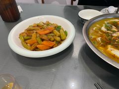 东北地三鲜-金良酸菜鱼(宁海路总店)