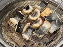 -围炉肉舍•炭烤活鳗•丹东海鲜烤肉(步行街店)