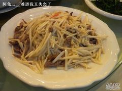 片皮鸭２吃～炒韭黄-新南华大酒店(长寿店)
