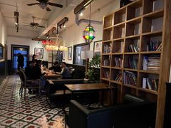 -拖板鞋咖啡旅行酒店(春熙路地铁站店)