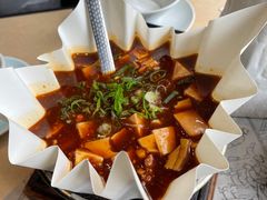 -穹六人间 people 6(岳阳路店)