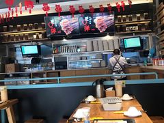 大堂-木屋烧烤(万德庄店)