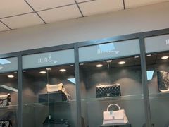 -用真奢侈品名表名包回收中心(朝阳万达店)