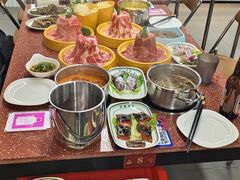 -四囍码头海鲜烧烤自助火锅(外滩南京东路悦荟广场店)