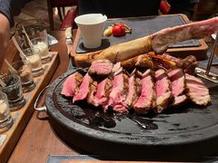 -恰餐厅及酒吧 CHAR Bar & Grill (北京丽都皇冠假日店)