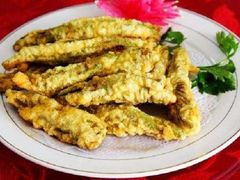 荷花叶拼盘（荷花，荷叶，藕，野菜丸子）-微山湖湖畔好客居鱼馆渔家菜(微山湖风景区店)