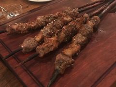 羊肉串-阿里家·新疆烤肉酒場 by MIG