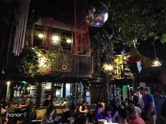 -胡桃里乐队酒馆(鎏嘉码头店)