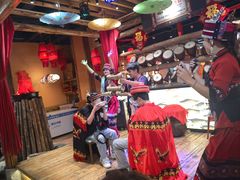 -老滇山寨•云南特色菜•地方菜•民族风情歌舞表演(金碧店)