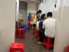 -梁阿婆廿年老牌扣肉糯米饭