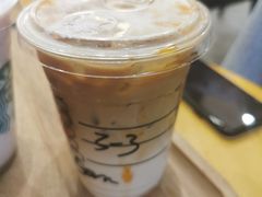 -星巴克臻选(青岛金狮广场店)