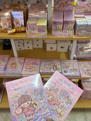 -卡通派潮品玩具折扣仓(青岛新城吾悦广场店)
