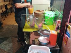 -夏食光安顺小舒冰粉冰浆(甲秀楼店)