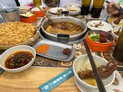 -顶上头·螺蛳火锅(五一新村店)