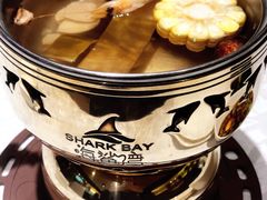 -海鲨湾海鲜会馆(百家湖1912店)