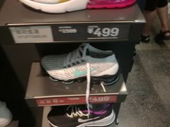 -NIKE上海青浦优选体验店