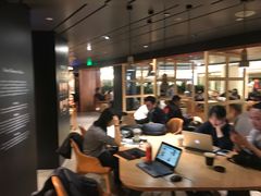 大堂-星巴克臻选(国贸商城首店)