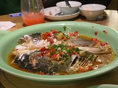 剁椒鱼头-弄堂里(阿里西溪A区店)