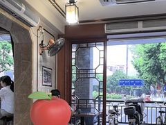 -伍湛记 · 广州老字号(龙津中路店)
